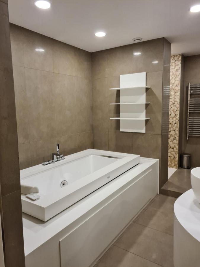 Incantevole Con Jacuzzi Roma Exterior foto